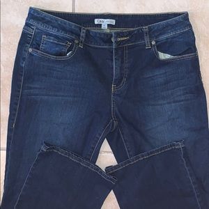 🌵 Cabi  Dark Wash Bootleg Jeans Size 12 🌵